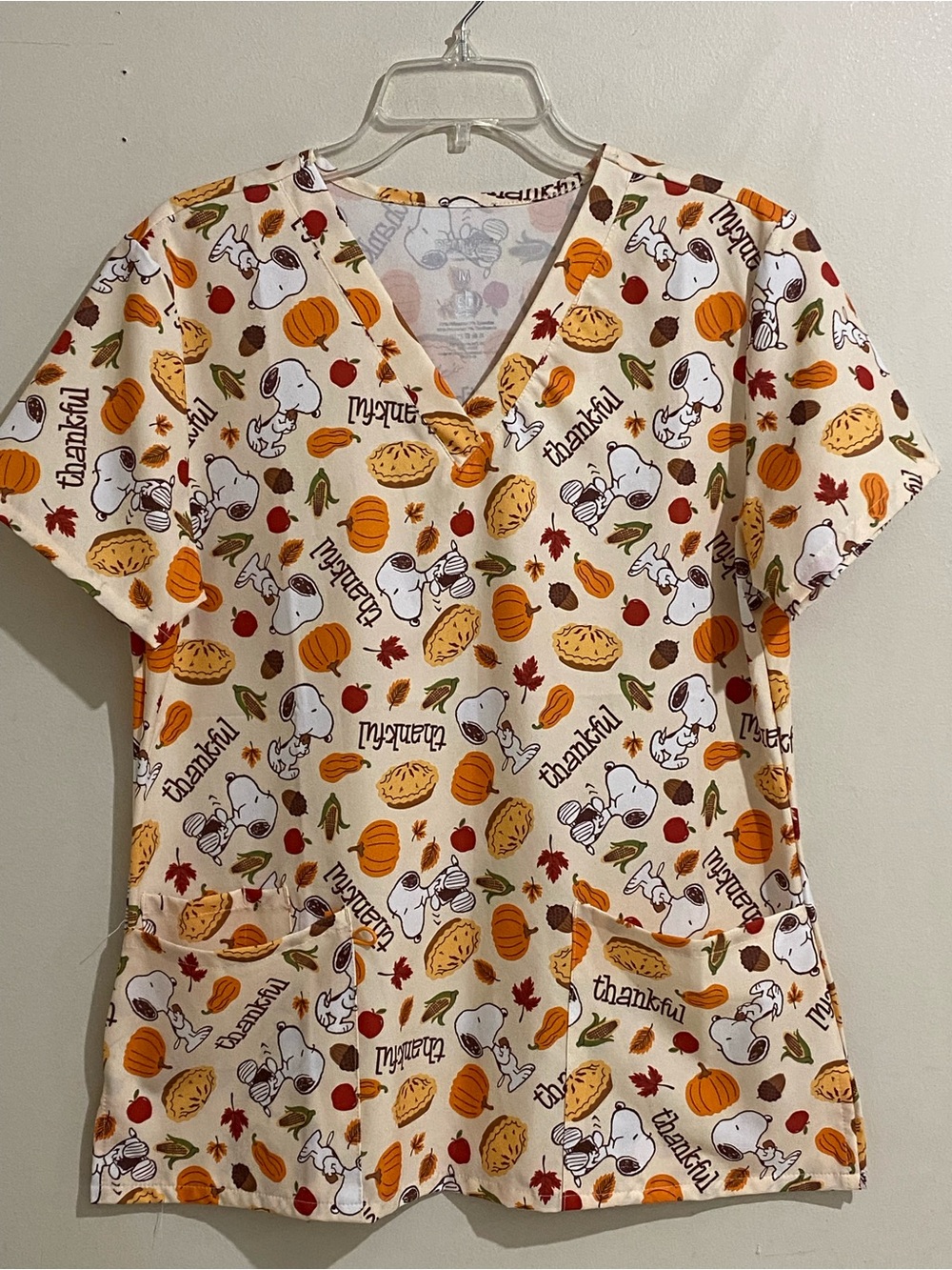 Peanuts Multicolor Snoopy Character Print Scrub Top Size M